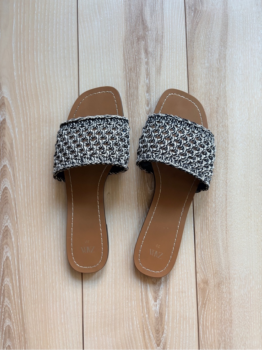 Woven Black and White Slide Sandals - Women's Casual Slip-Ons